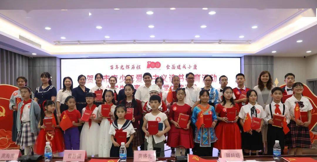 28岁派出所警察举枪自尽8天后，又一名30岁警察举枪自尽！